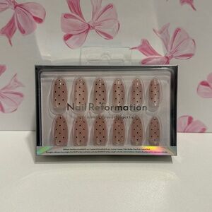 Nail Reformation Cat Eye Press-On Nails with Black Polka Dots